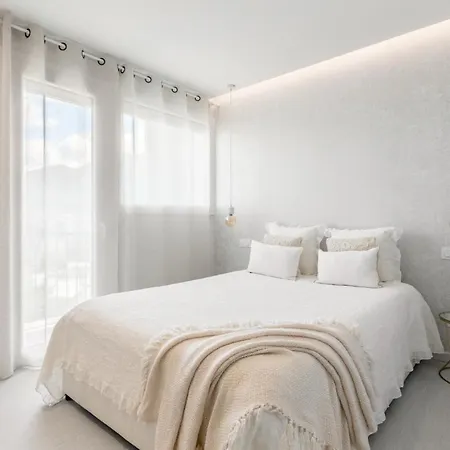 Appartement Luna Mia 500 M Du *